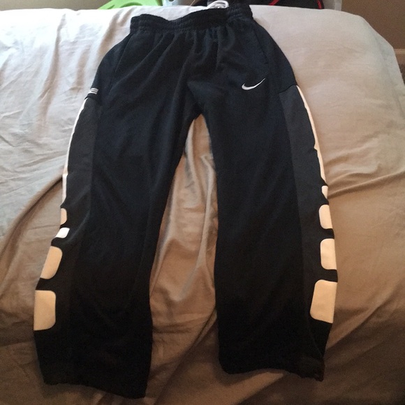 SOLD - Picture 3 of 4